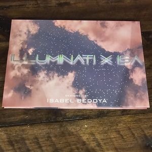 Illuminati x Isa eyeshadow pallet